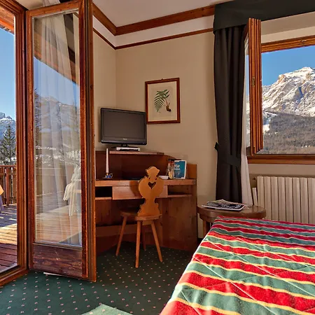 Boutique Hotel Villa Blu Cortina D'Ampezzo-3